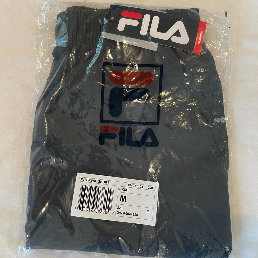 Men’s Medium Fila Interval Training Shorts